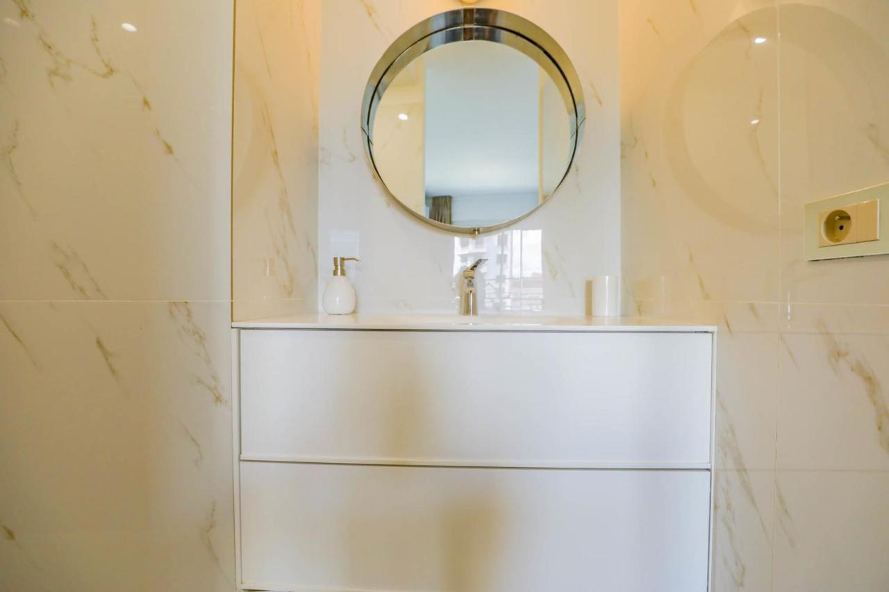 Standing 2 Ch - Proche Metro Et Castellane Apartamento
